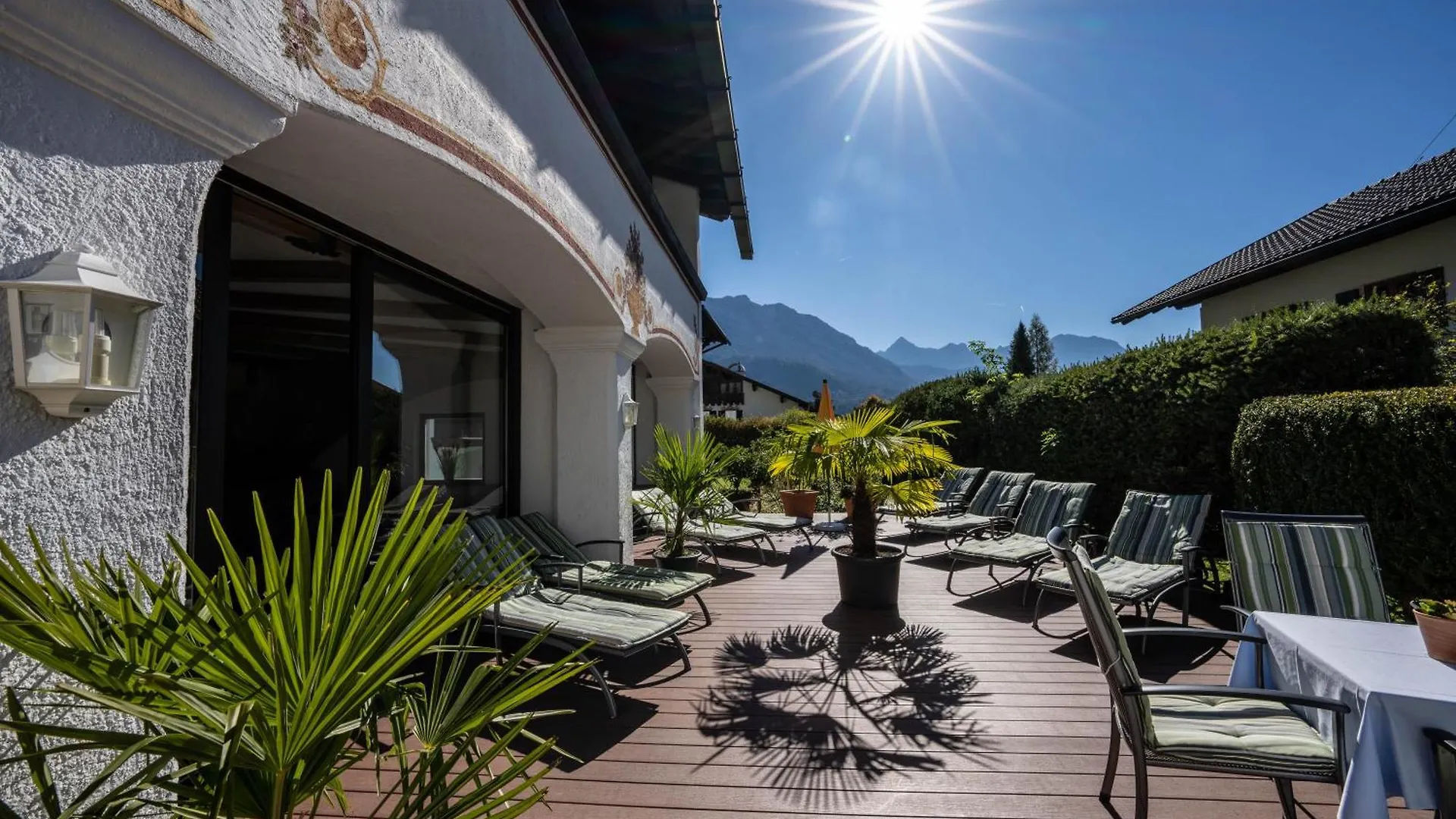 Parkhotel Wallgau 4 Sterne Superior Alpenjuwel Mit Spa Genuss, Golf & Wellness In Der Karwendel-Region Tradition Trifft Eleganz Im Stilvollen Rueckzugsort 4*,  Németország
