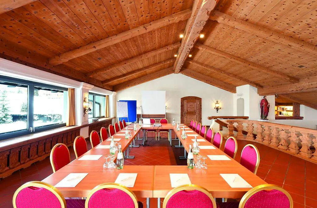 Szálloda Parkhotel Wallgau 4 Sterne Superior Alpenjuwel Mit Spa Genuss, Golf & Wellness In Der Karwendel-Region Tradition Trifft Eleganz Im Stilvollen Rueckzugsort